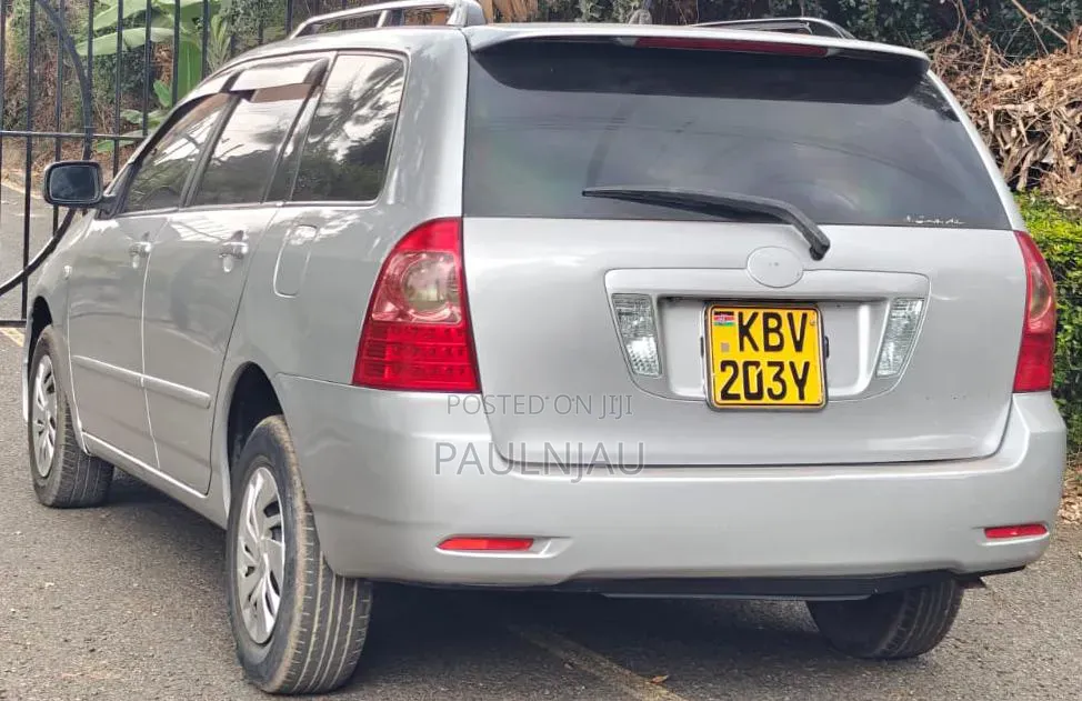 Toyota Corolla Fielder 2006