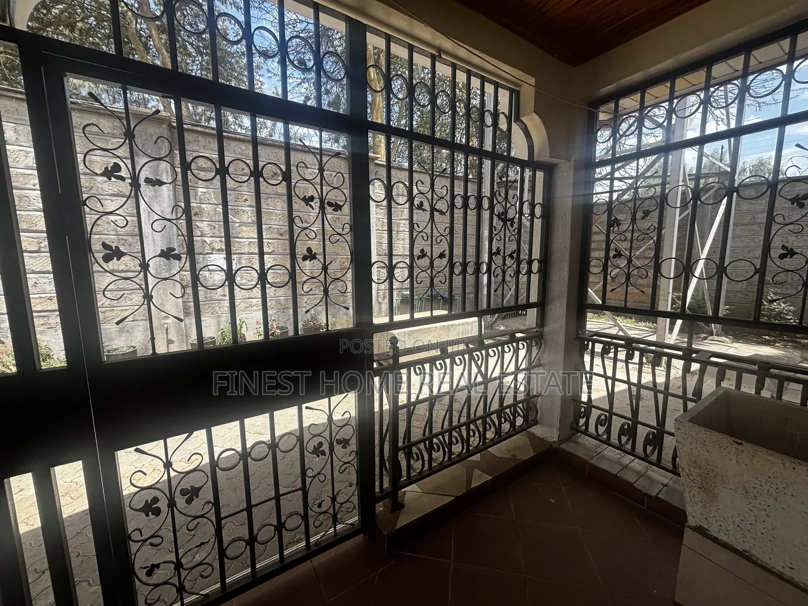 4bdrm Bungalow in Sabaki for rent