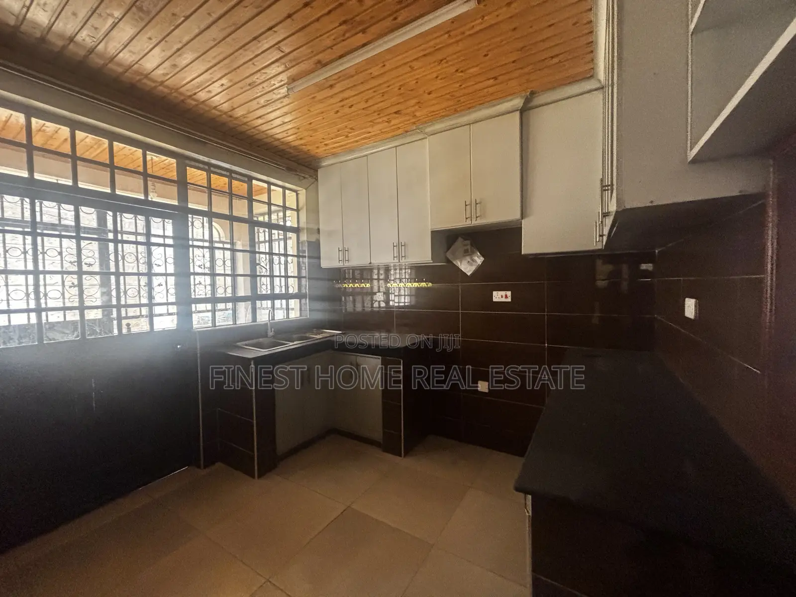 4bdrm Bungalow in Sabaki for rent