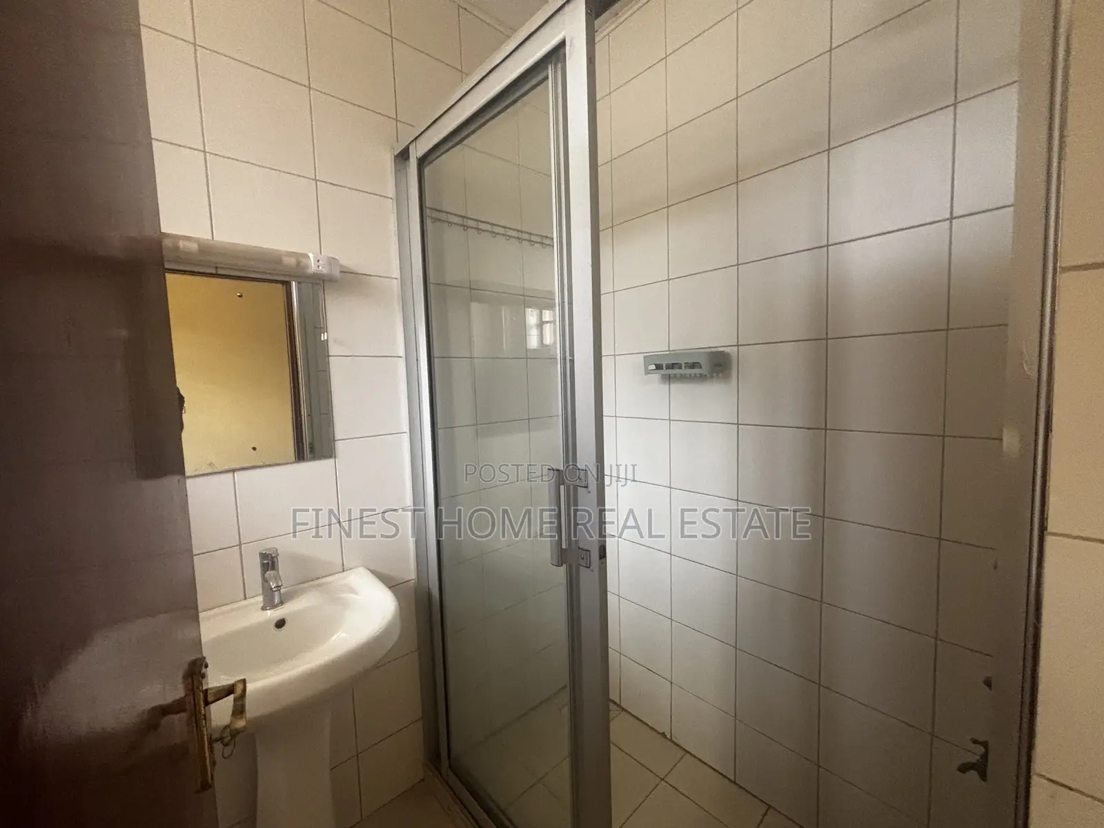4bdrm Bungalow in Sabaki for rent