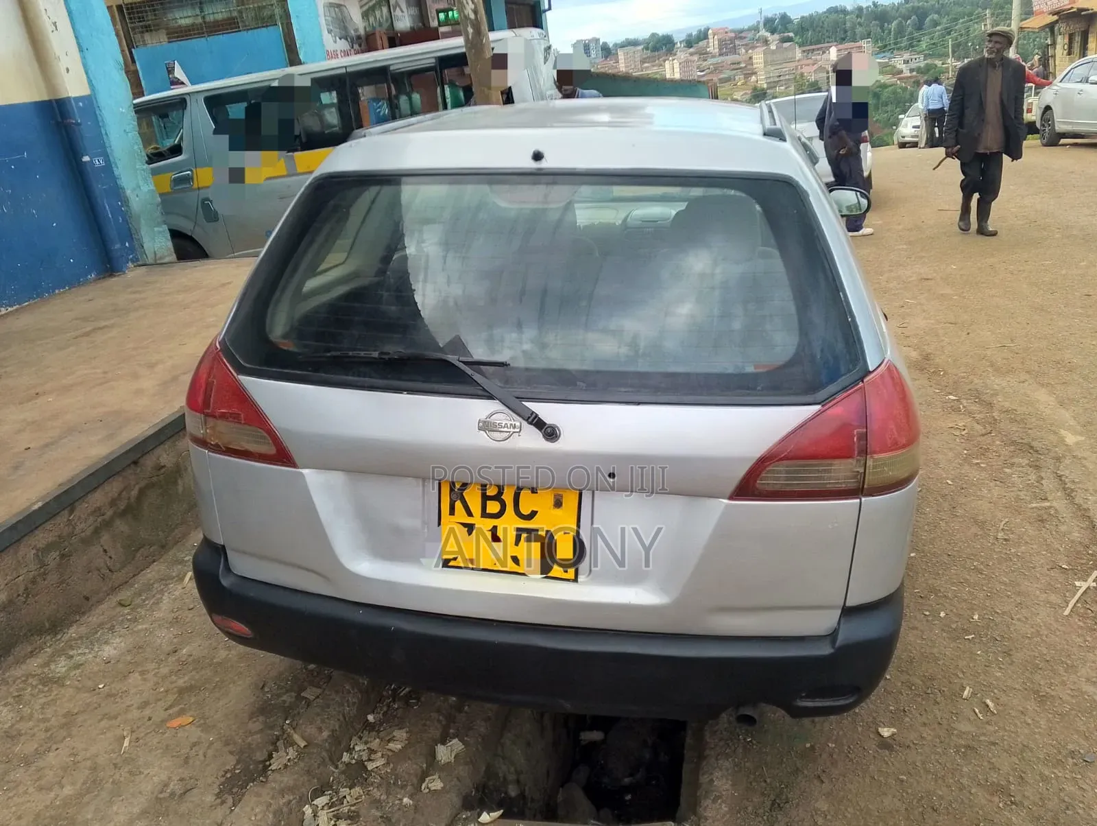 Nissan Wingroad 2002 Silver
