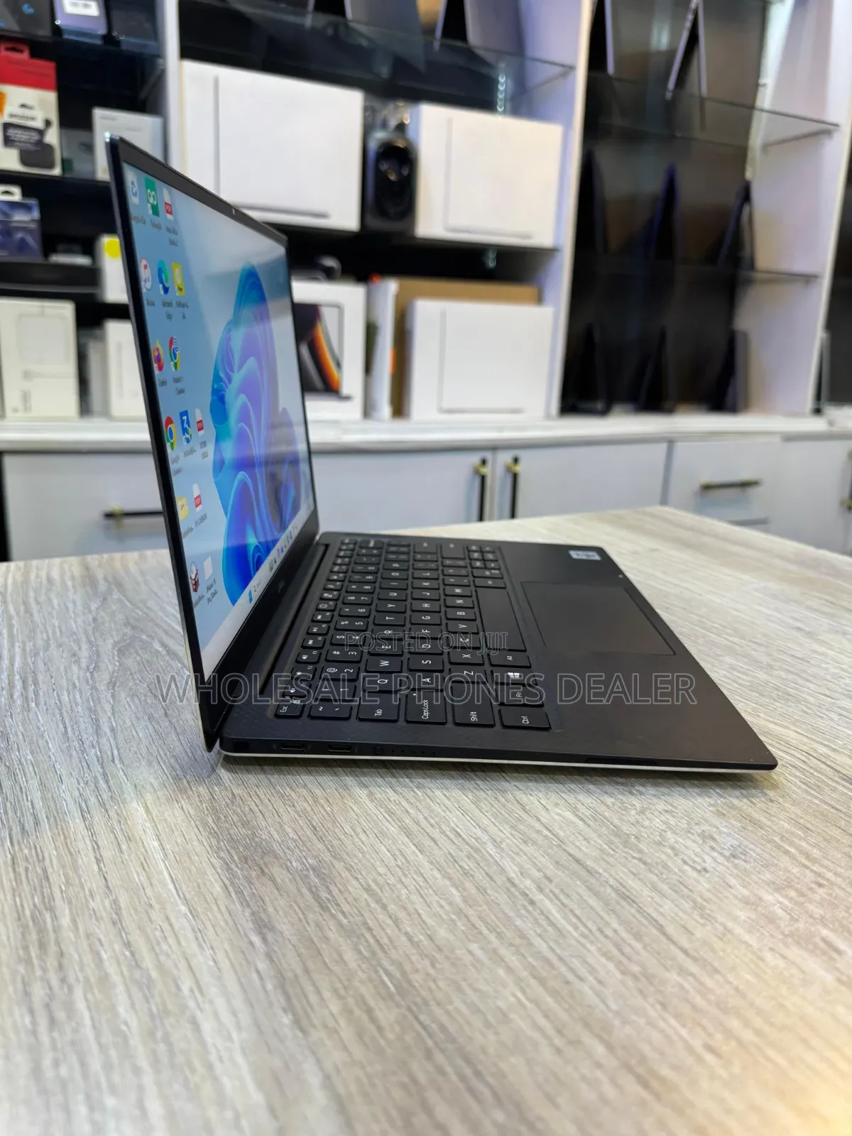 Laptop Dell XPS 13 7390 16GB Intel Core i7 SSD 1T