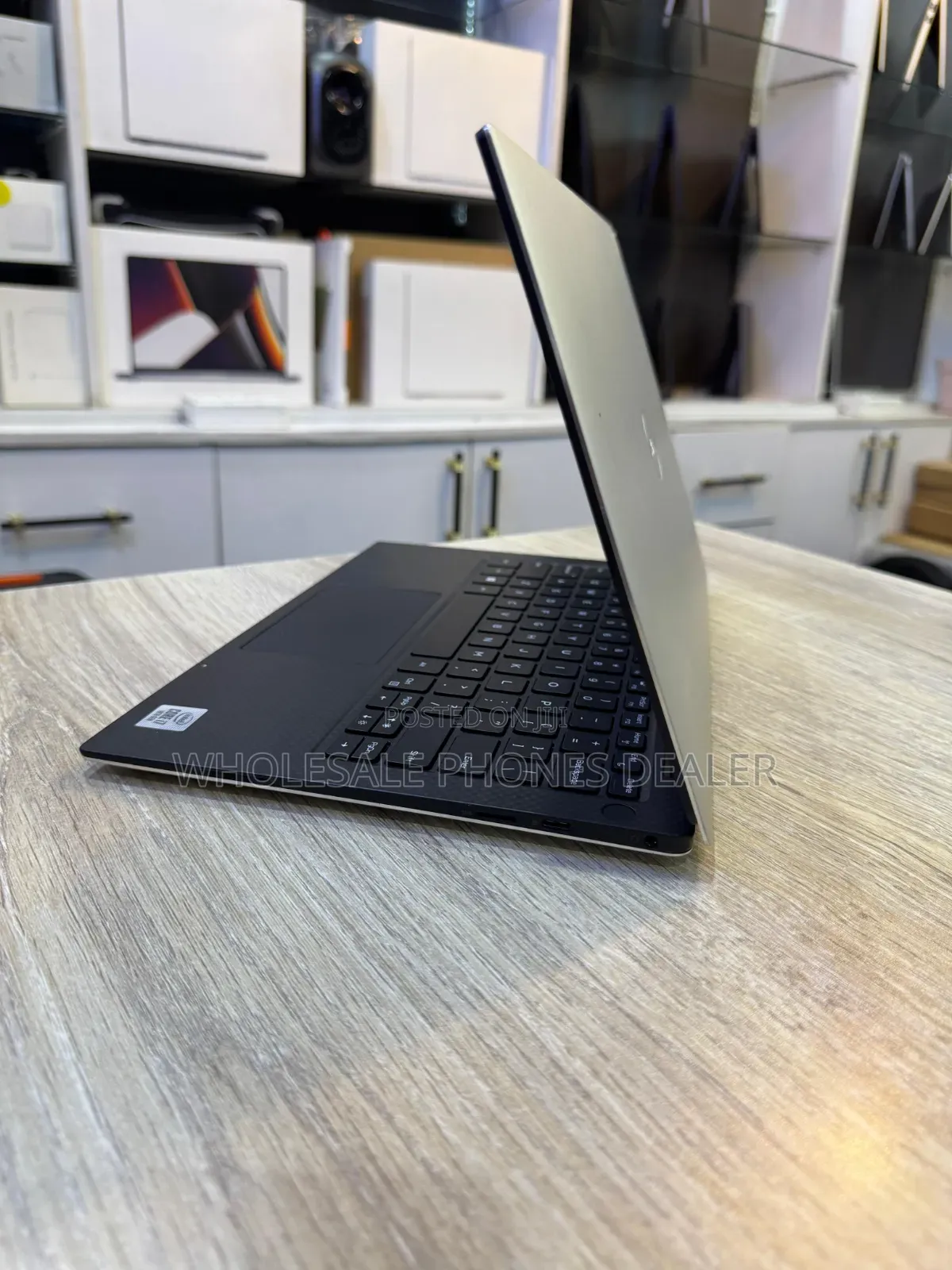 Laptop Dell XPS 13 7390 16GB Intel Core i7 SSD 1T