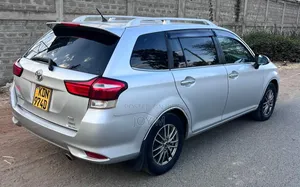 Toyota Corolla 2017 Silver