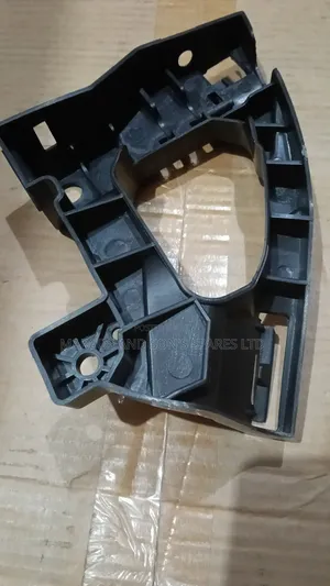 Headlight Bracket Honda Vezel