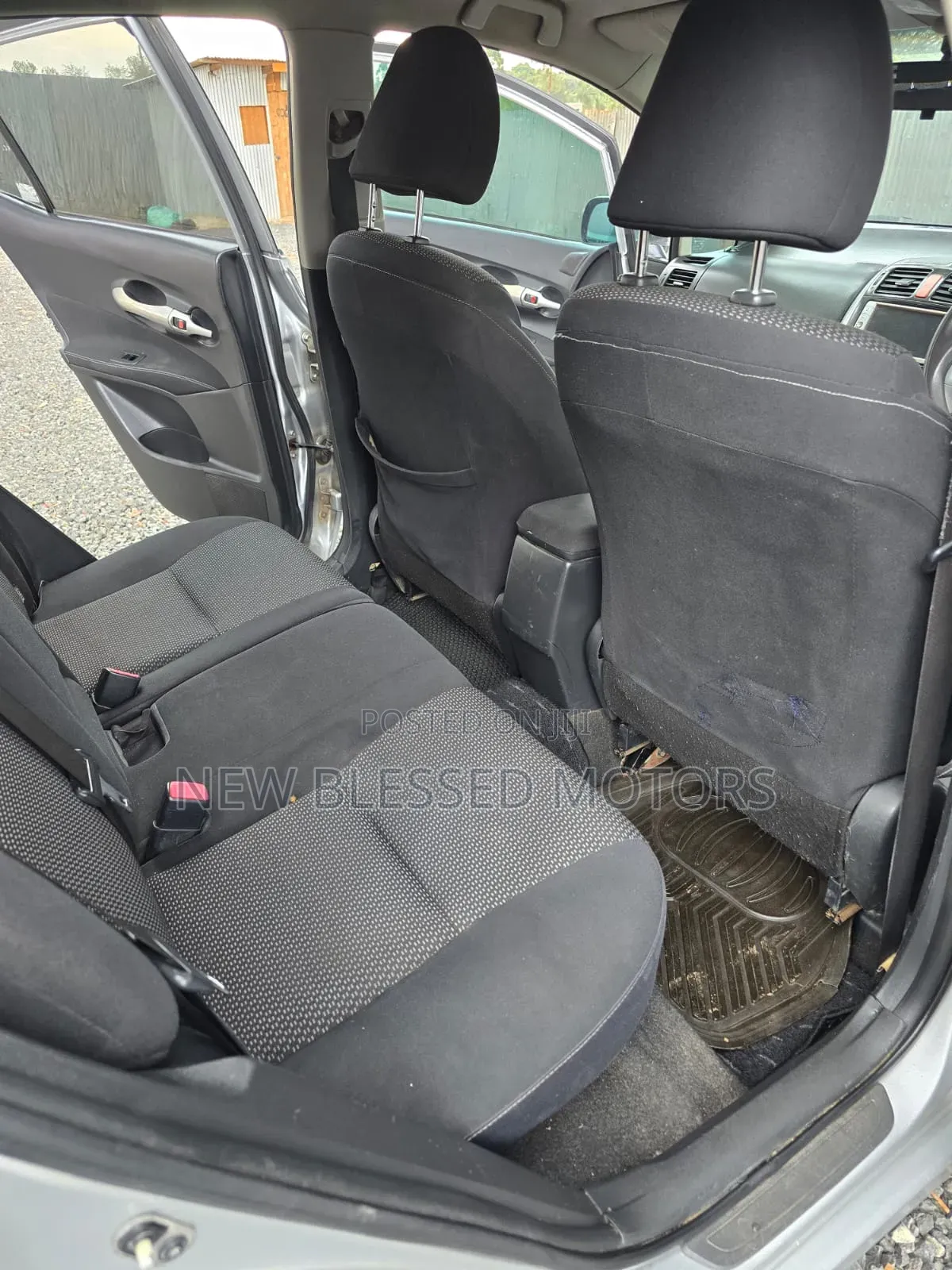 Toyota Auris 2010 Silver