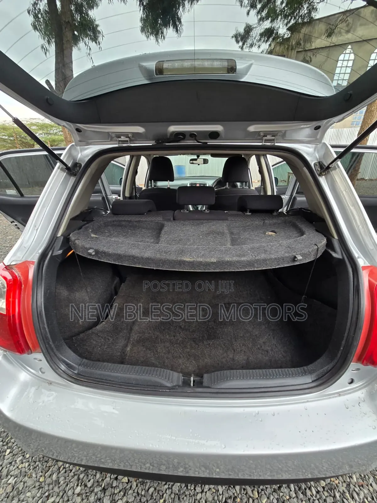 Toyota Auris 2010 Silver