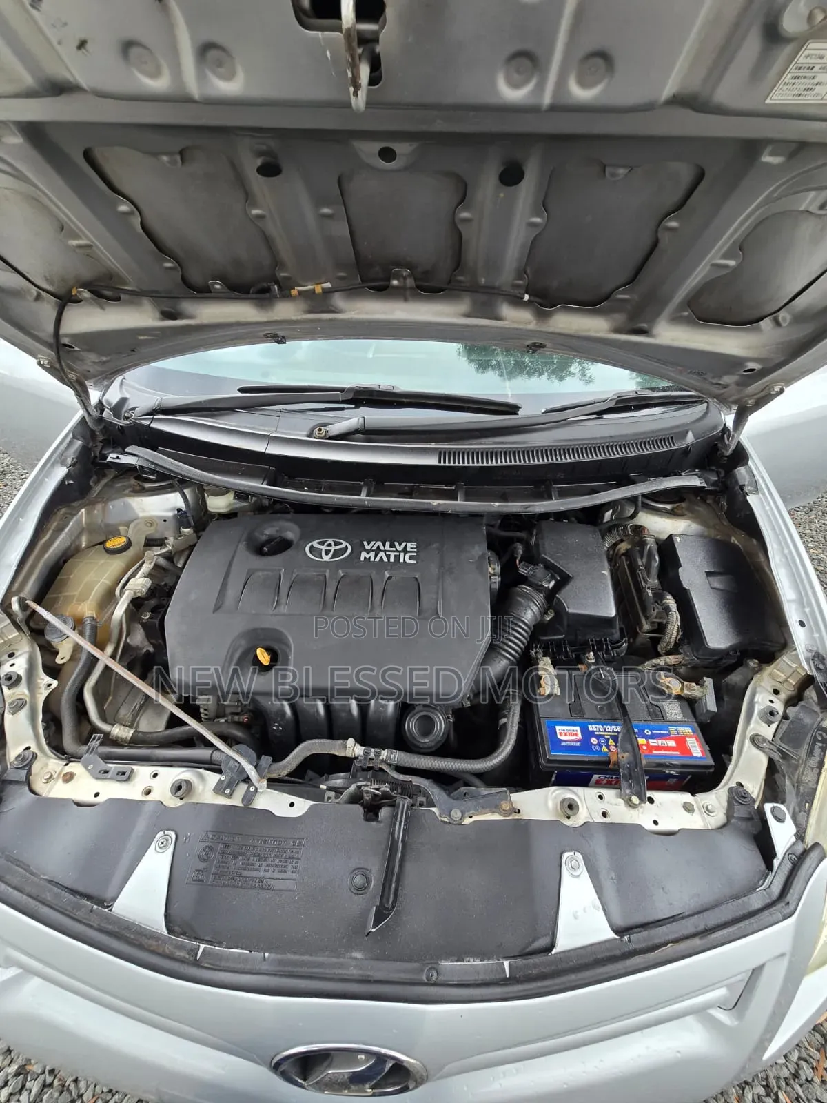 Toyota Auris 2010 Silver