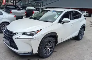Lexus NX 200t FWD 2016 Pearl