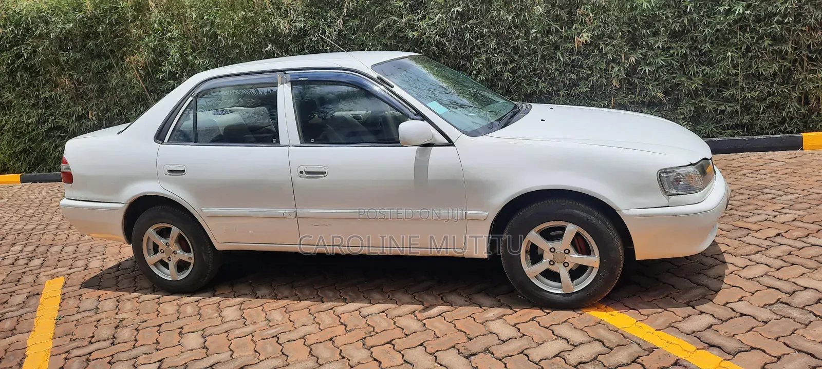 Toyota Corolla X 1.3 Automatic 2000 White