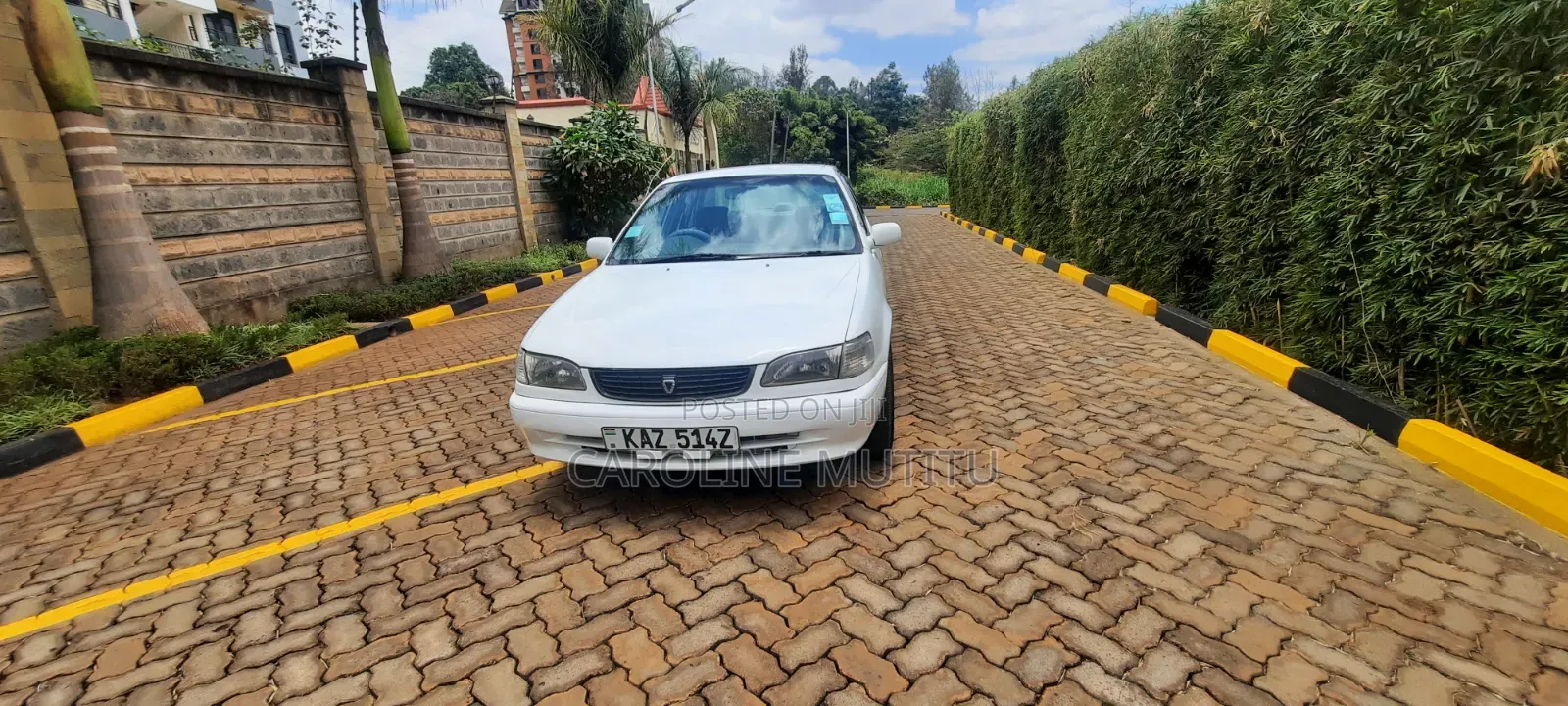 Toyota Corolla X 1.3 Automatic 2000 White