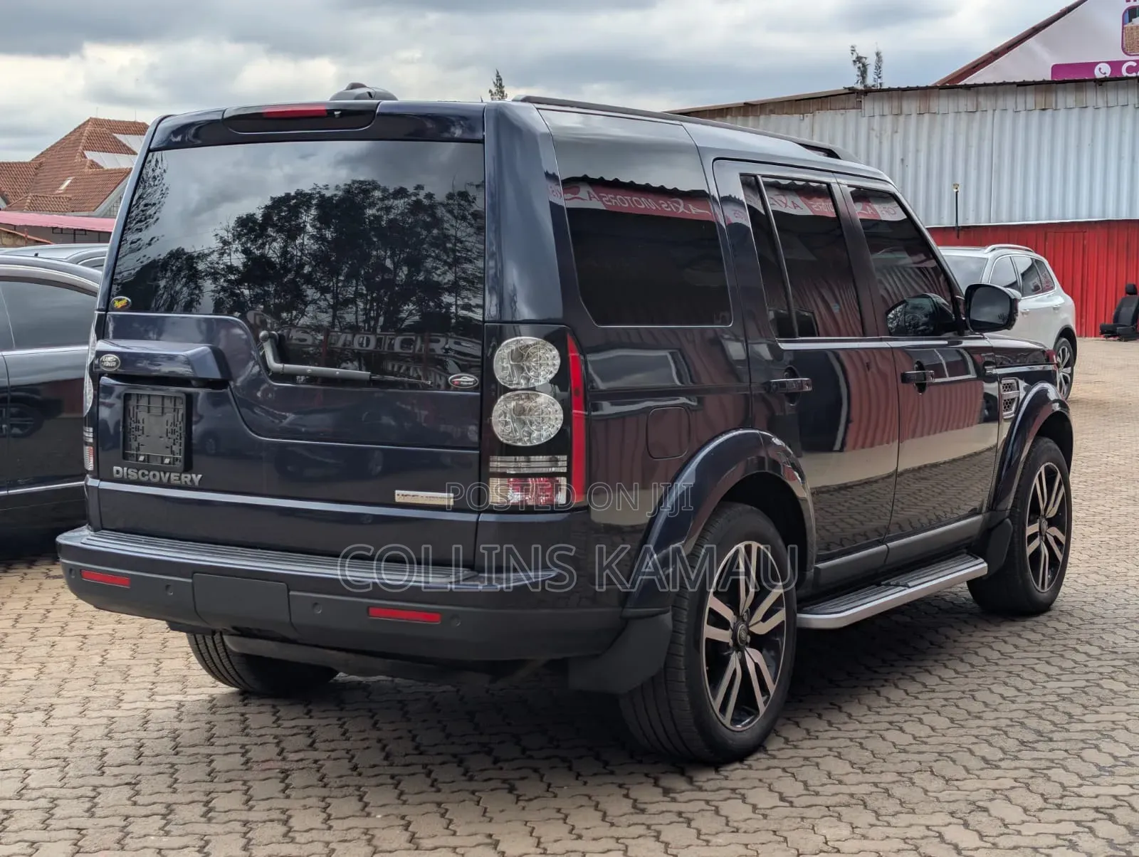 Land Rover Discovery 2016 Blue