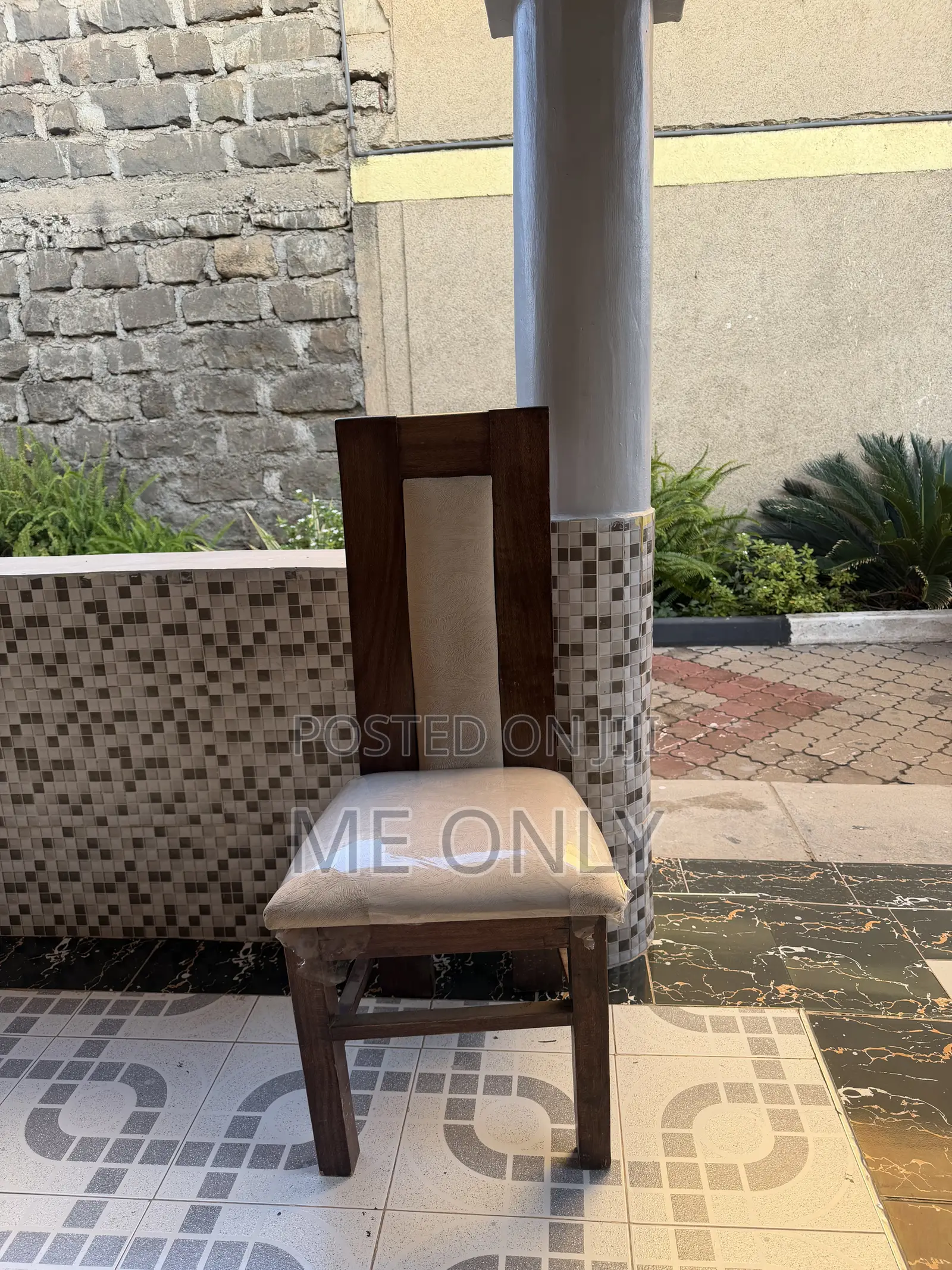 6 Dinning Table Chairs