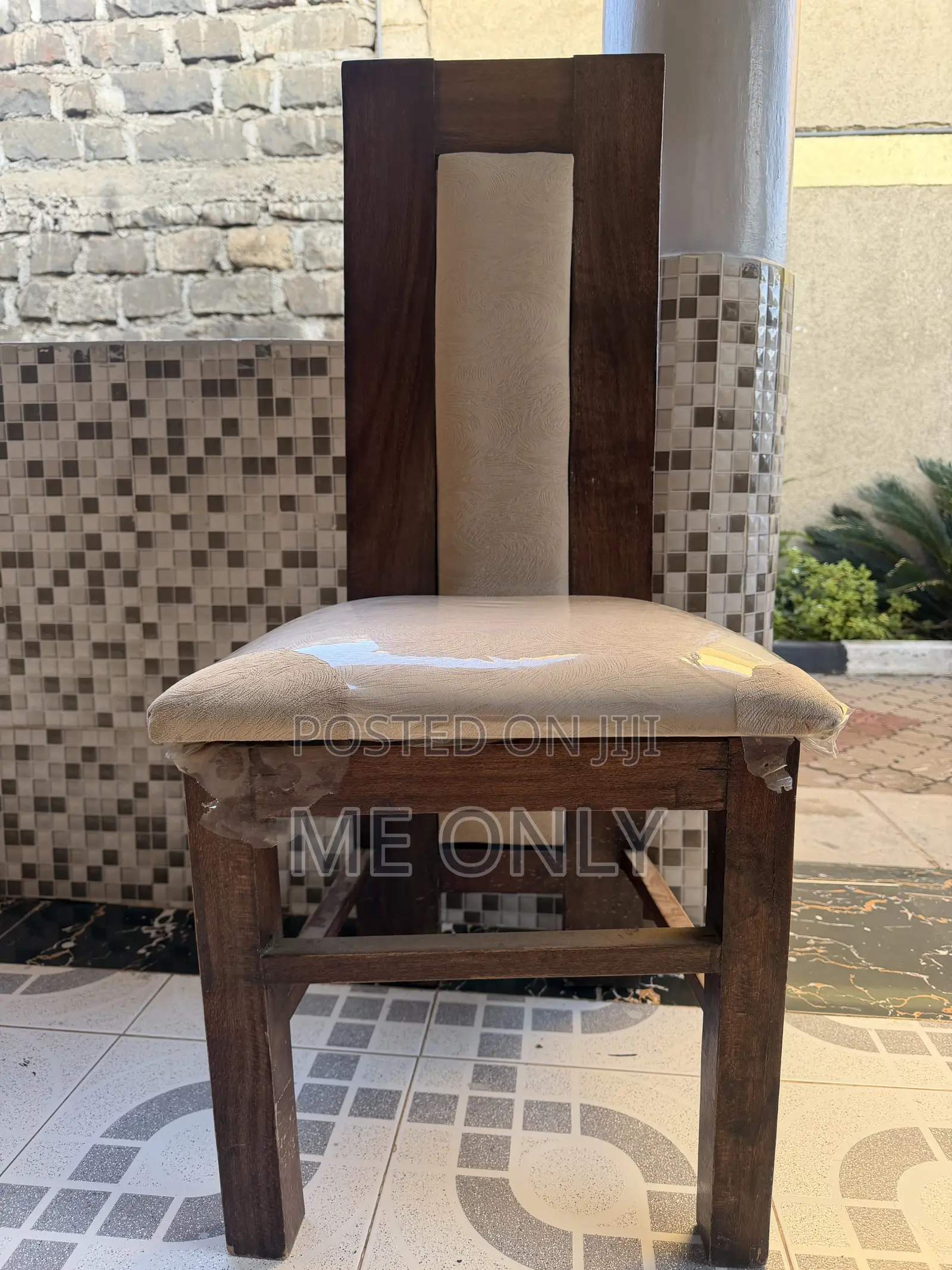 6 Dinning Table Chairs