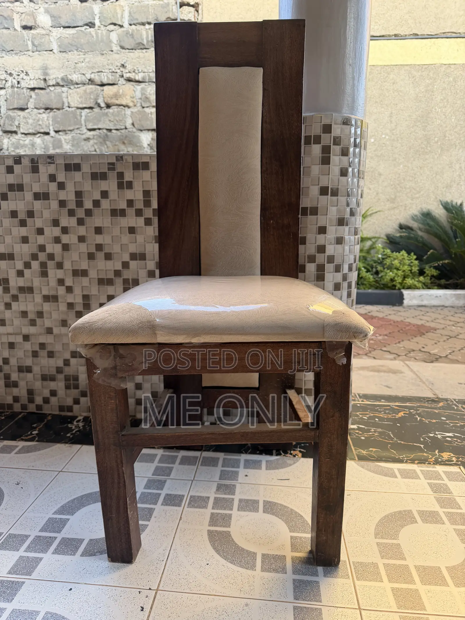 6 Dinning Table Chairs