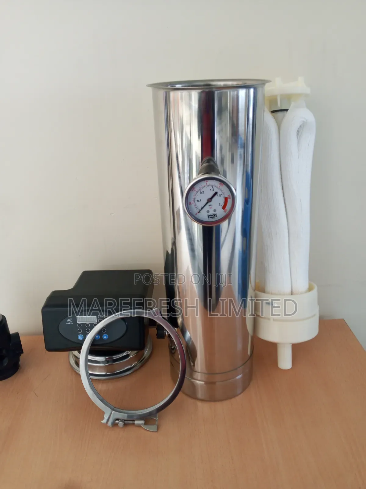 (UF) Stainless Steel System With an Automatic Softener