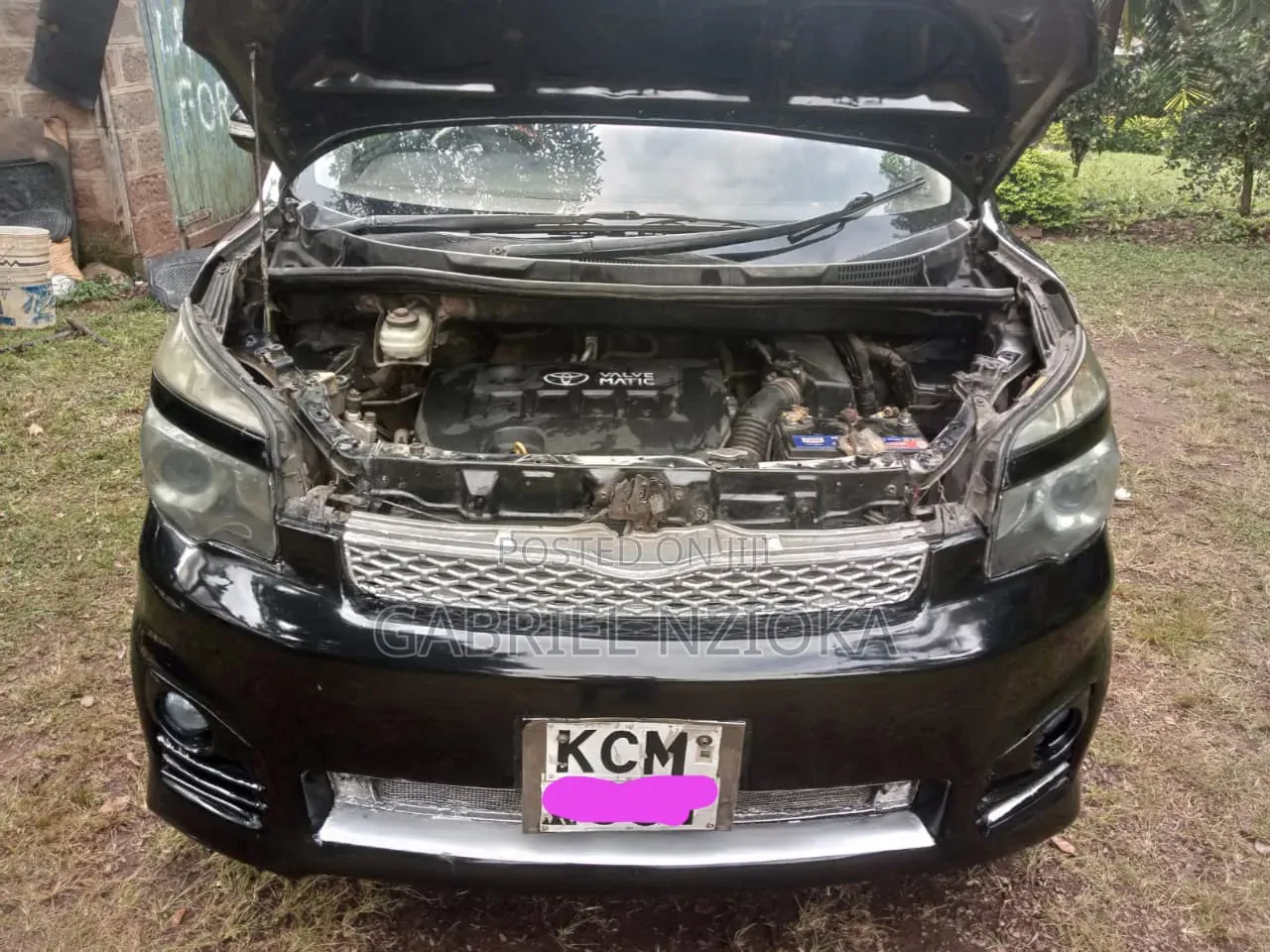 Toyota Voxy V 2WD 7-Seater 2010 Black