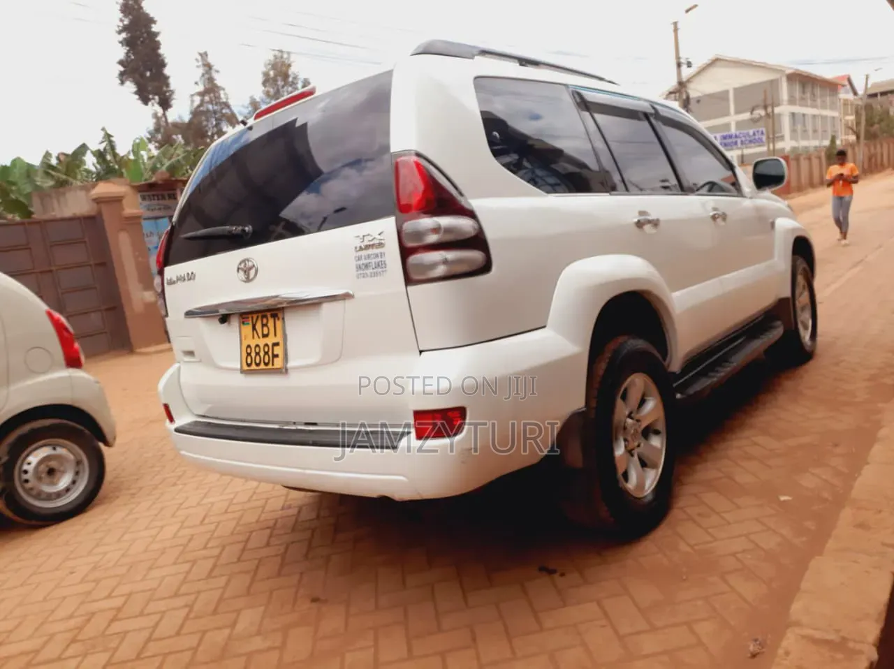 Toyota Land Cruiser Prado 2006 White