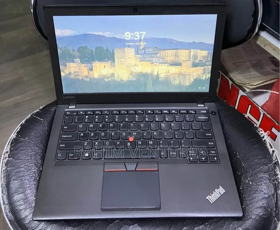 Laptop Lenovo ThinkPad X250 8GB Intel Core i5 HDD 500GB