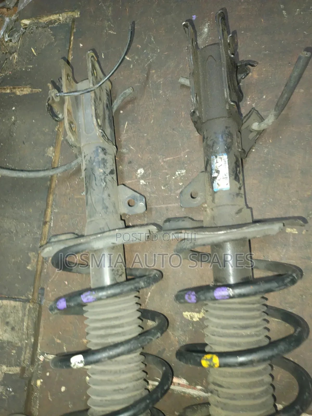 Nissan Selena Front Shock Absorber