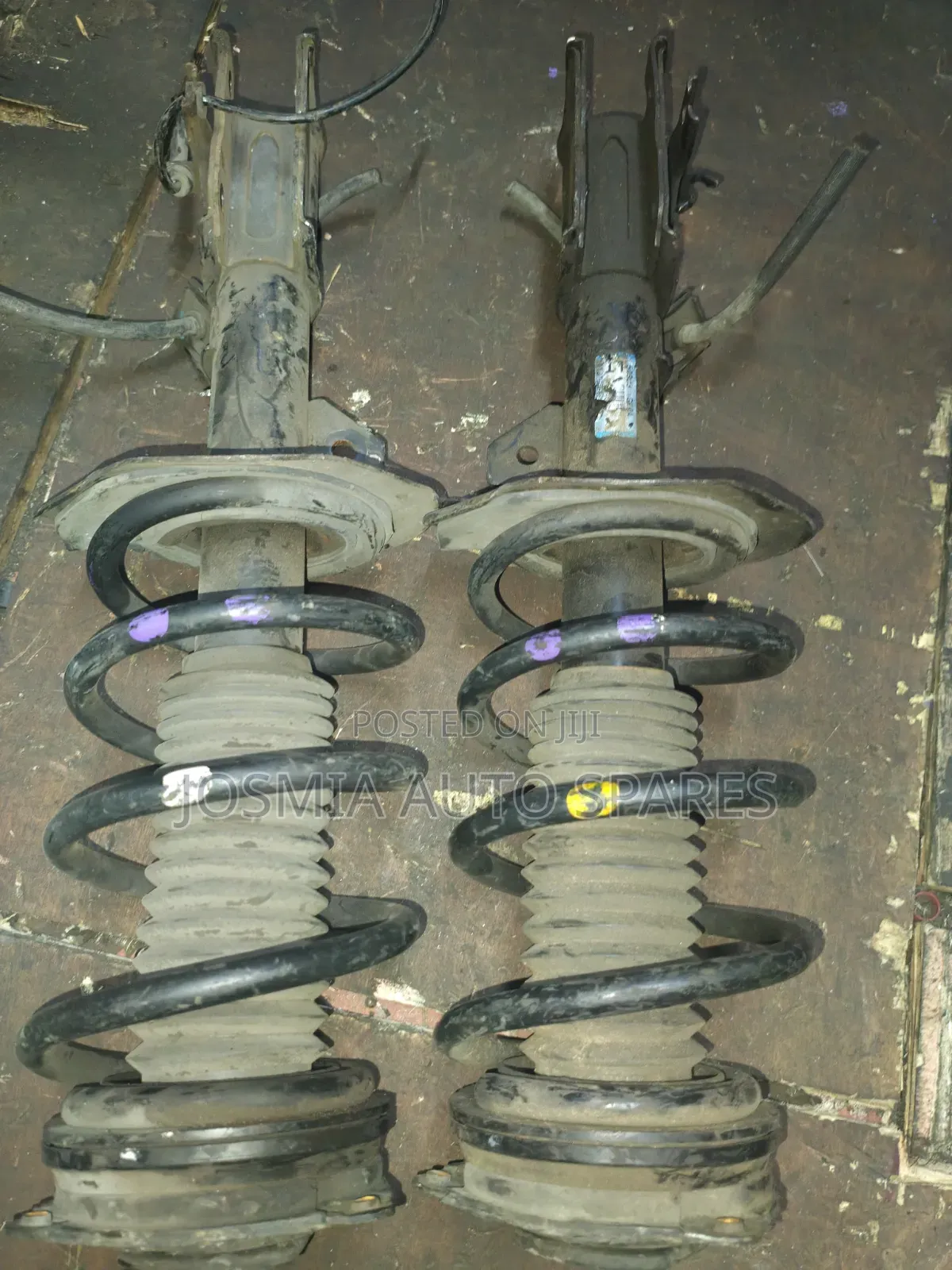 Nissan Selena Front Shock Absorber
