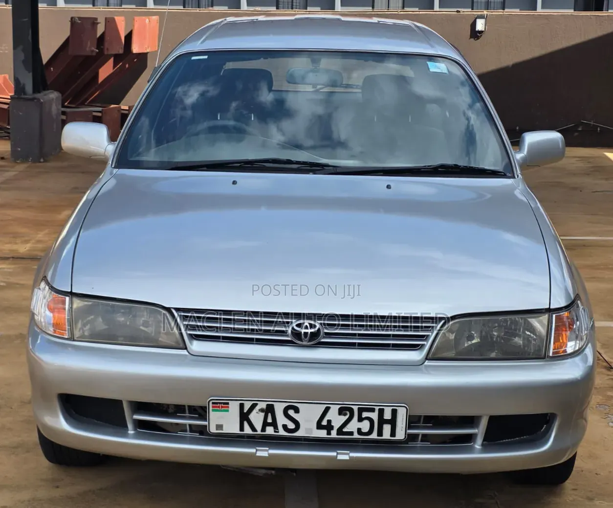 Toyota Corolla 2000 Silver