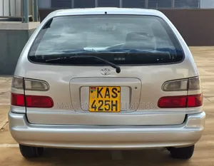 Toyota Corolla 2000 Silver
