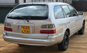 Toyota Corolla 2000 Silver