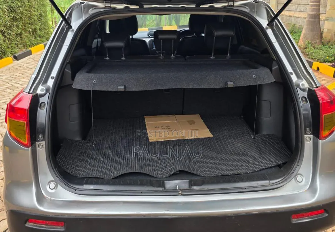 Suzuki Escudo 2016 Silver