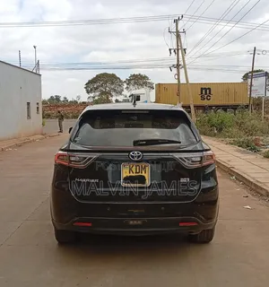 Toyota Harrier 2.5 Hybrid 4WD 2016 Black