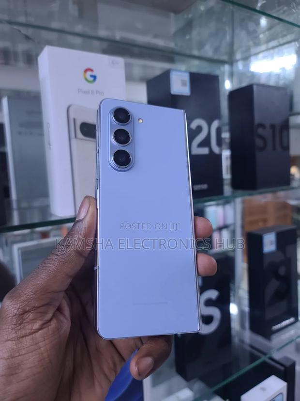 Samsung Galaxy Z Fold 5 256 GB Blue - thumbnail 2