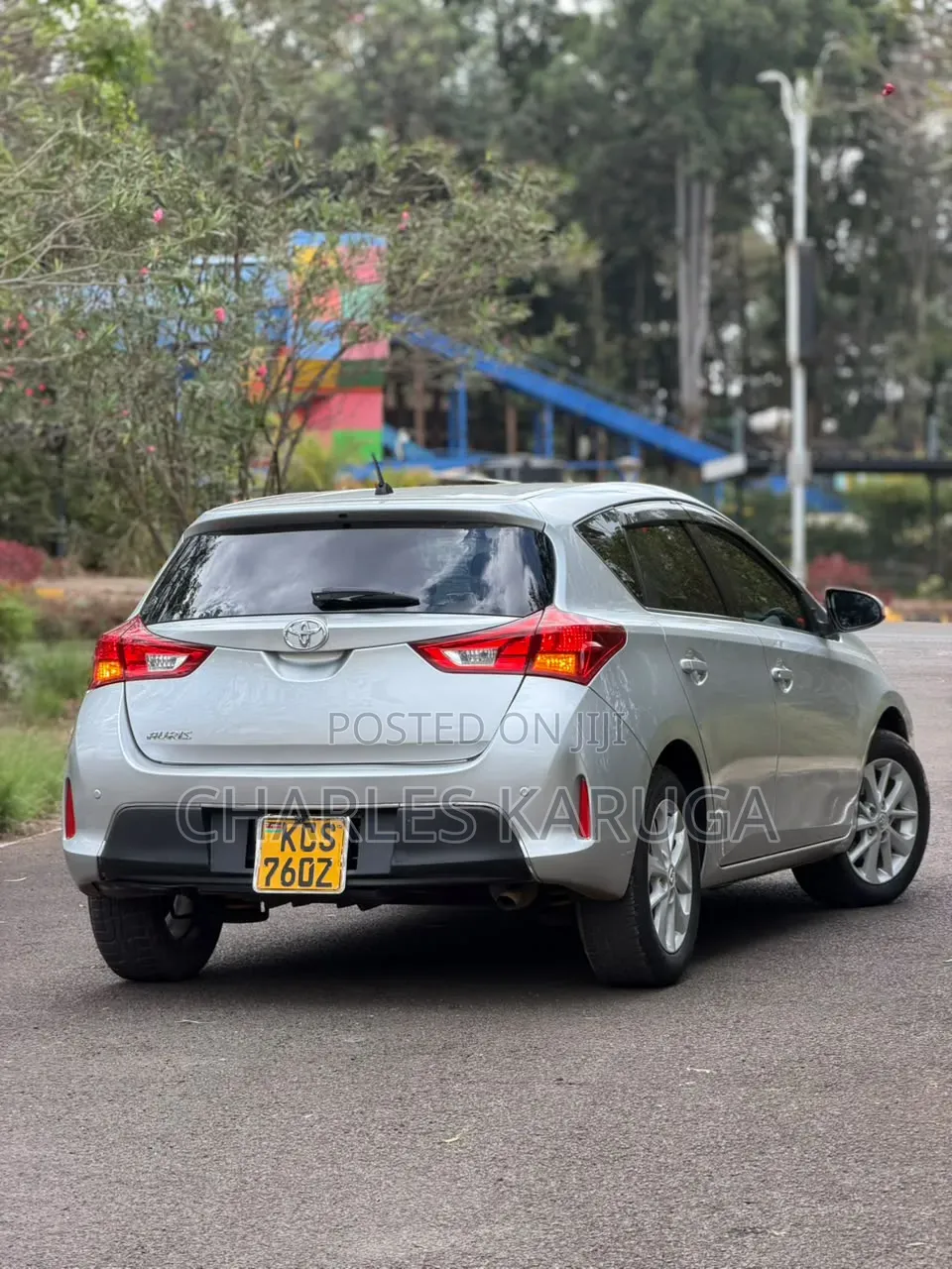Toyota Auris 2012 Silver