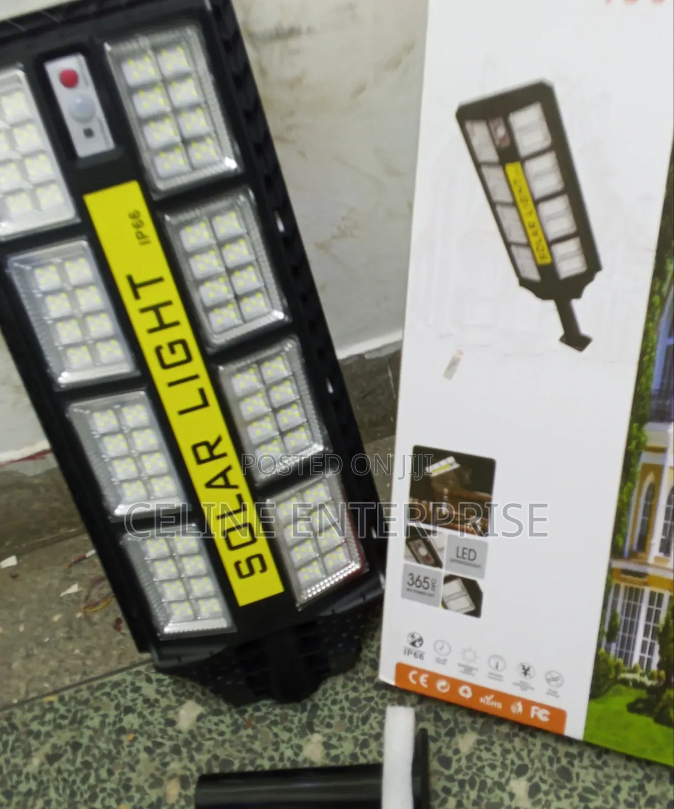 300W All-in-One Solar Street Light With Motion Sensor