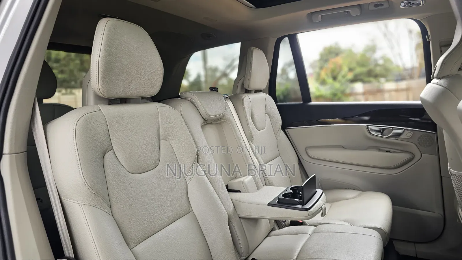 Volvo XC90 T5 Momentum AWD 2019 Silver