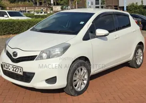 Toyota Vitz 2014 White