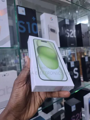 New Apple iPhone 15 Plus 256 GB Green