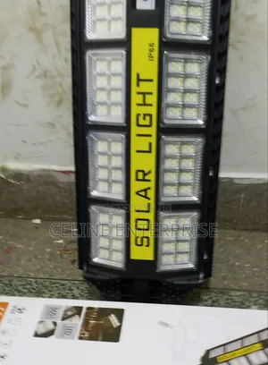 300W Waterproof Solar Street Light With Remote Control