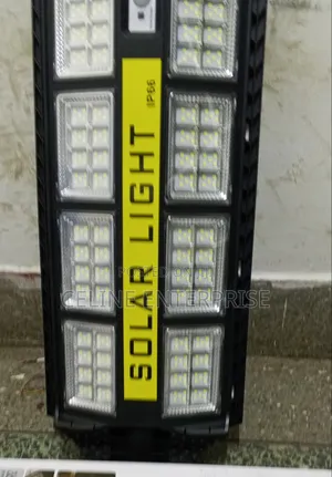 300W Waterproof Solar Street Light With Remote Control