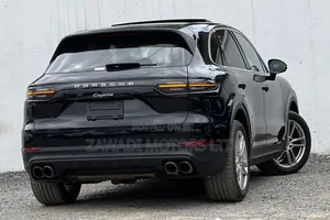 Porsche Cayenne S AWD 2019 Black