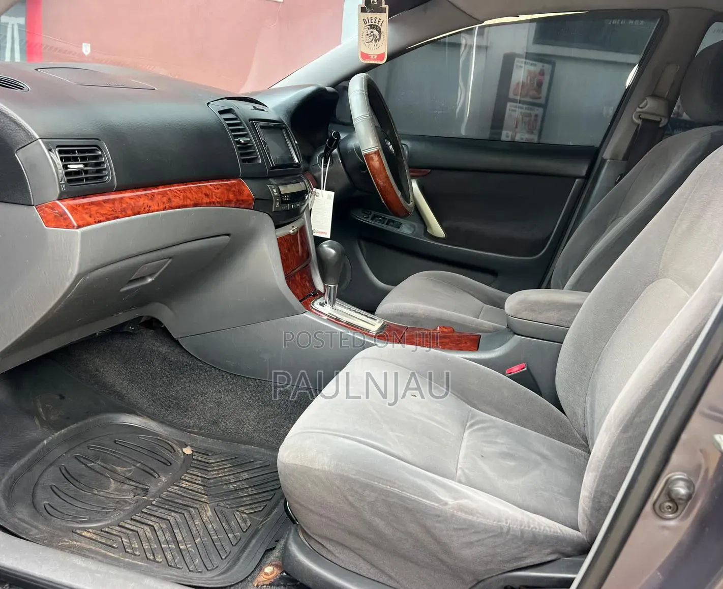 Toyota Premio 2004