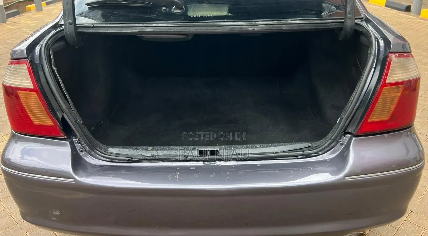 Toyota Premio 2004