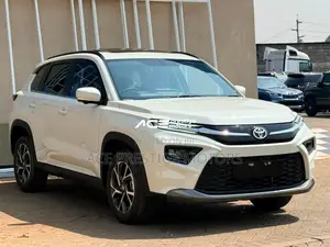 Toyota Urban Cruiser 2025 White