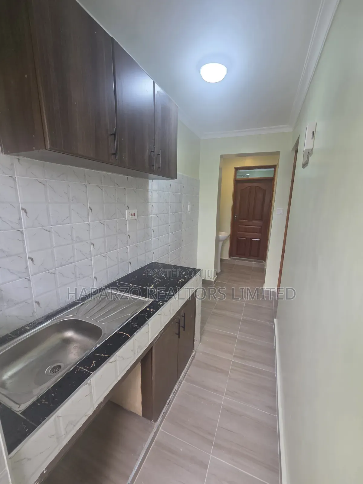 1bdrm Apartment in Astrol, Complex Utawala for rent
