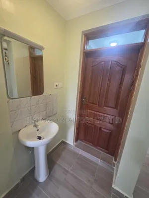 1bdrm Apartment in Astrol, Complex Utawala for rent