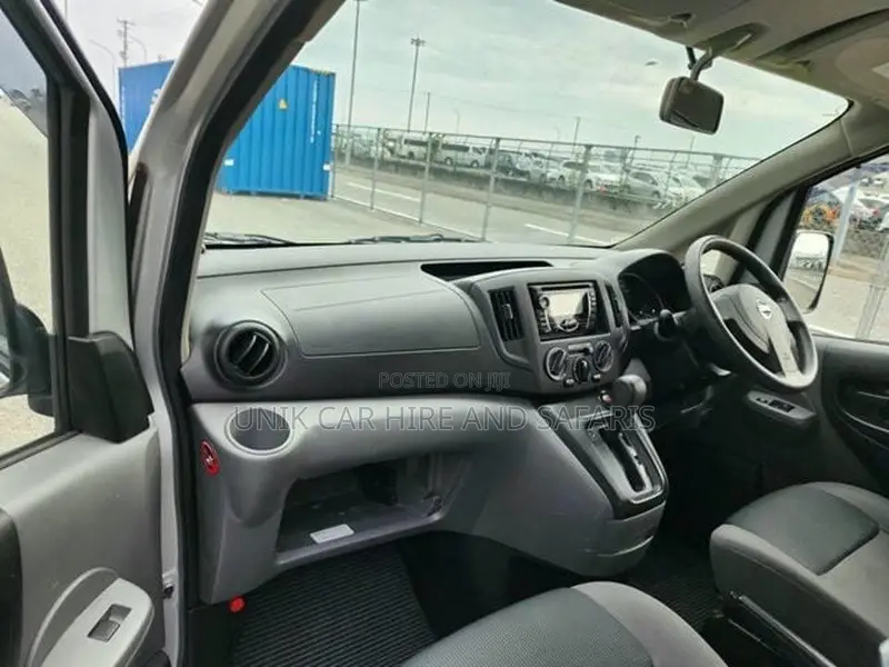Nissan NV200 2019 Silver
