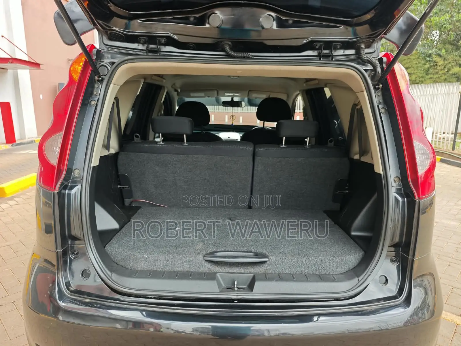 Nissan Note 2010 Gray