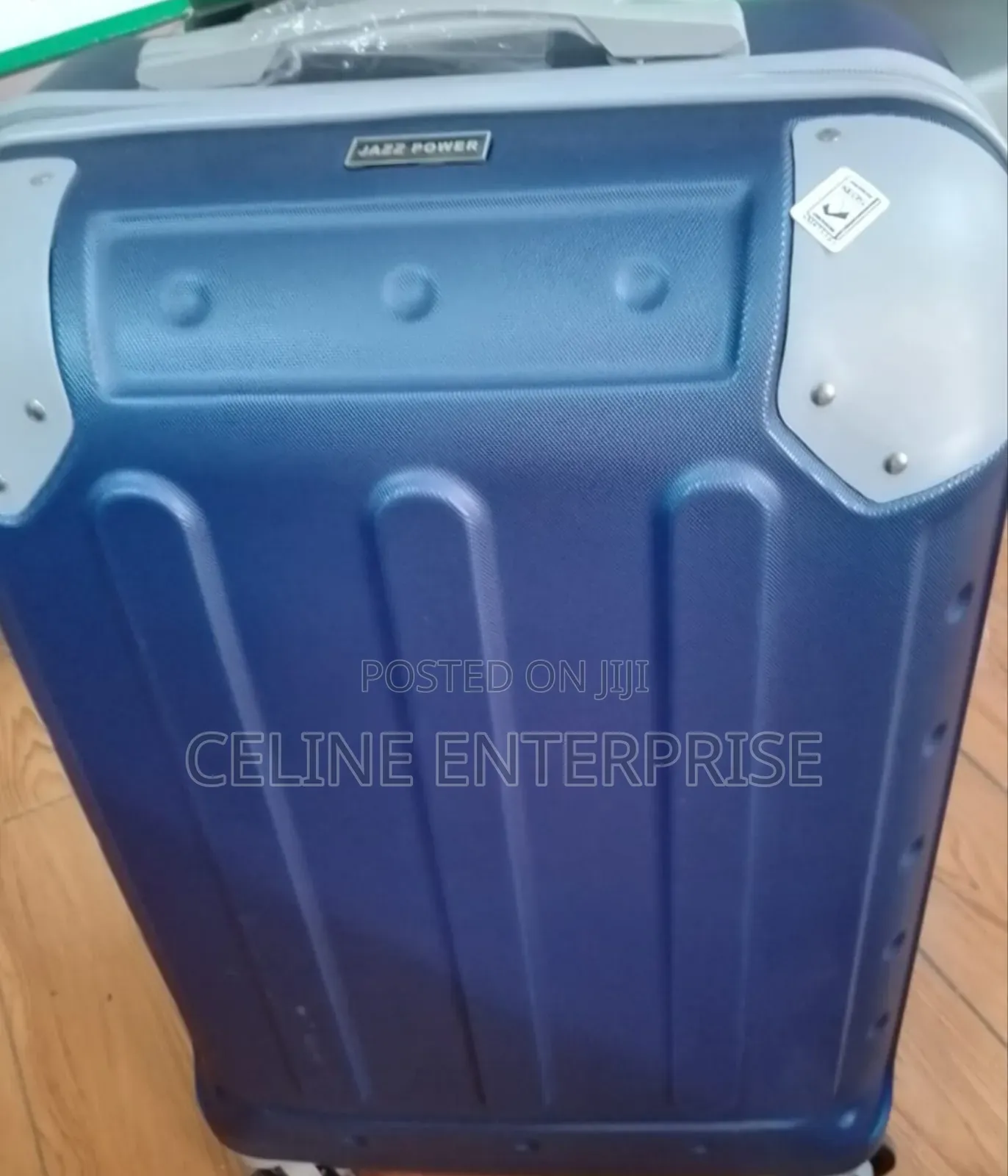 Medium Hard Shell Rubber Suitcase – Secure Travel Luggage