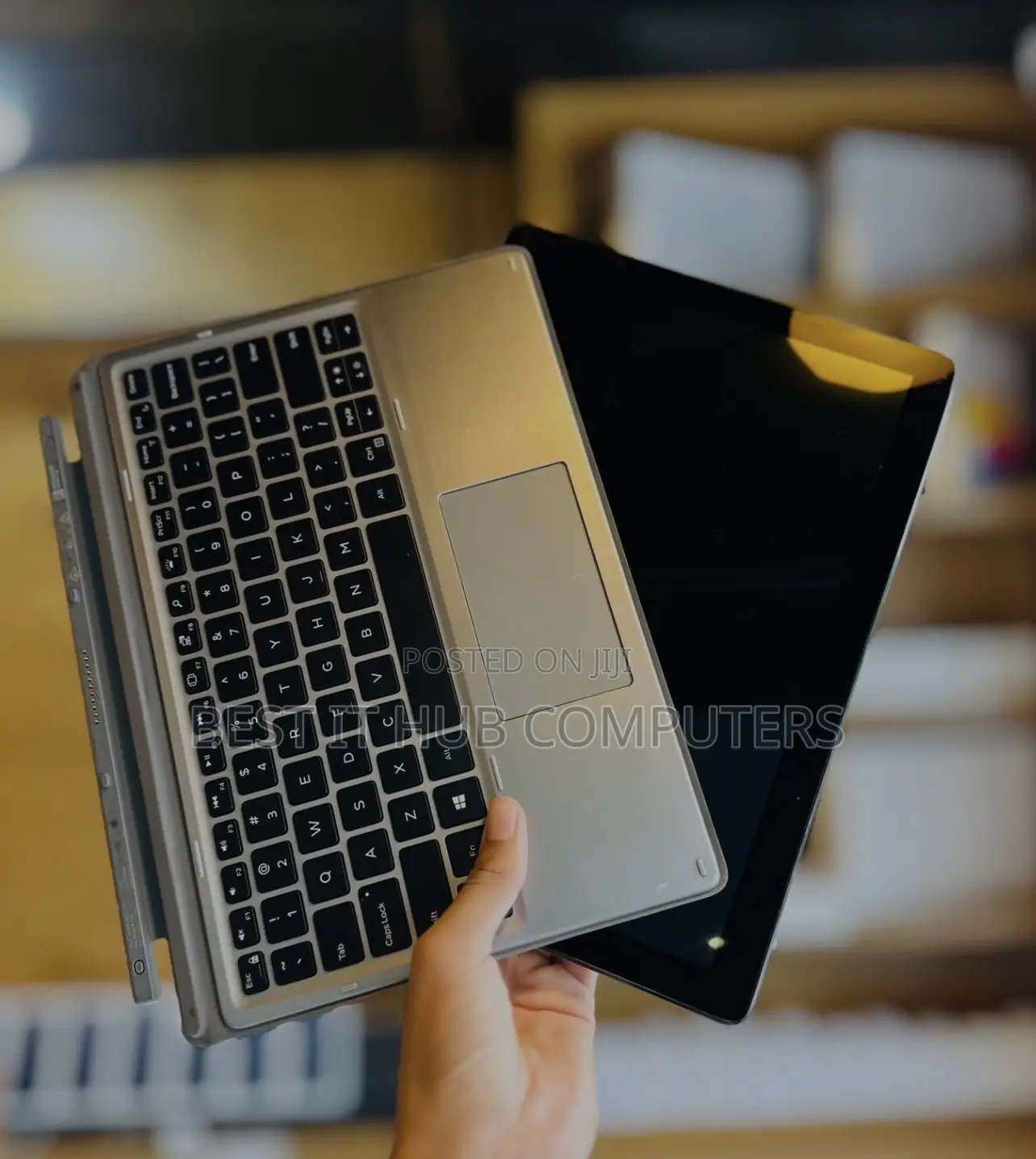 Laptop Dell Latitude 7210 2-in-1 8GB Intel Core i5 SSD 256GB
