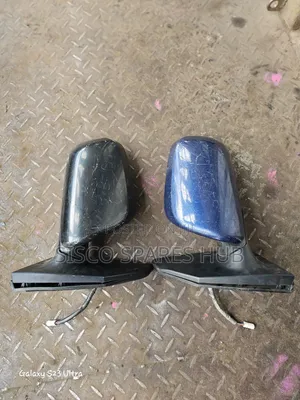 Side Mirror Nze/Fielder 2005