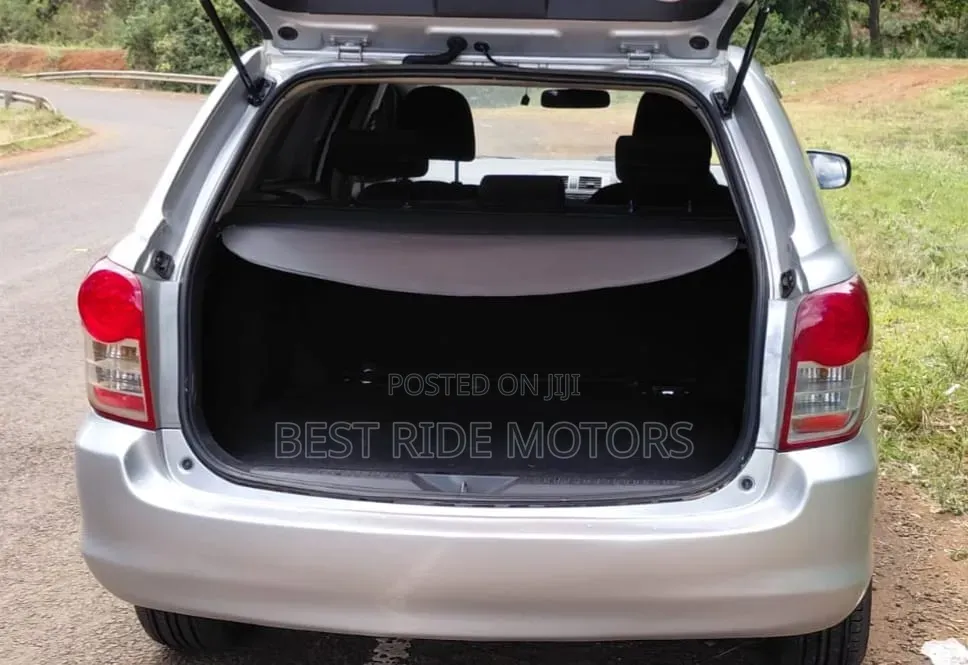 Toyota Corolla Fielder 1.5 Petrol FWD 2012 Silver